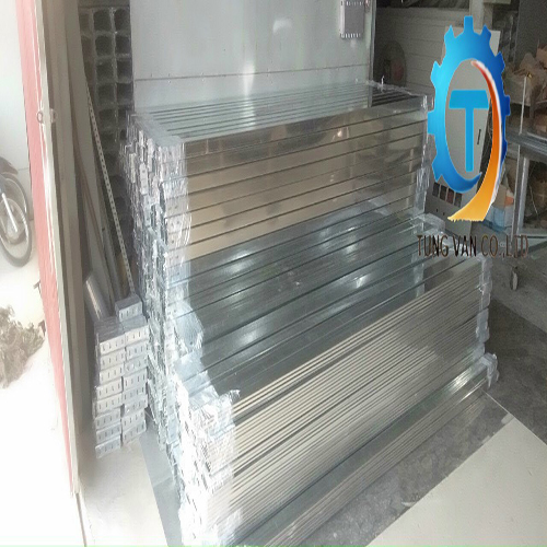 CÔNG TY TNHH SẢN XUẤT THƯƠNG MẠI TÙNG VÂN